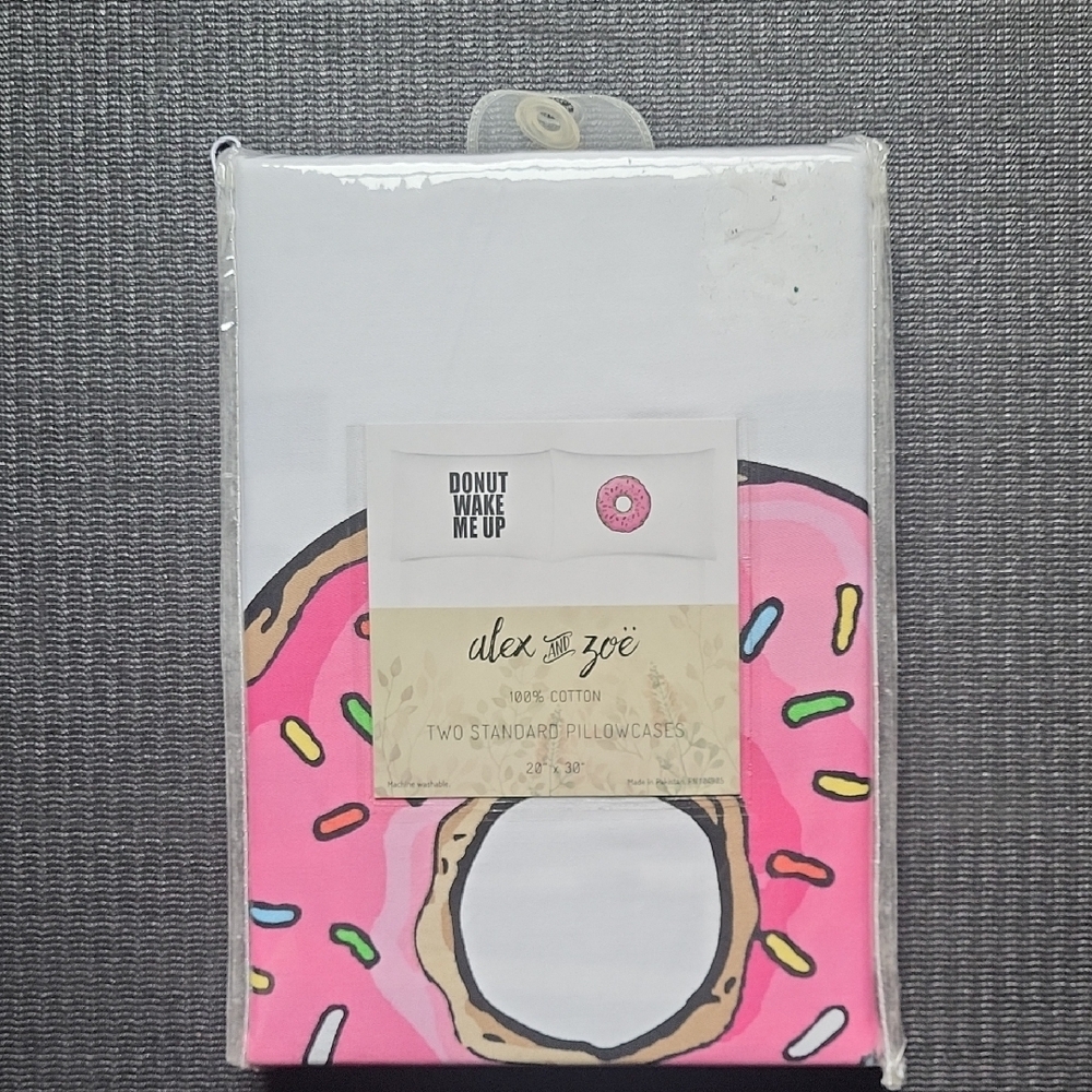 Alex & Zoë Donut Pillowcases Set